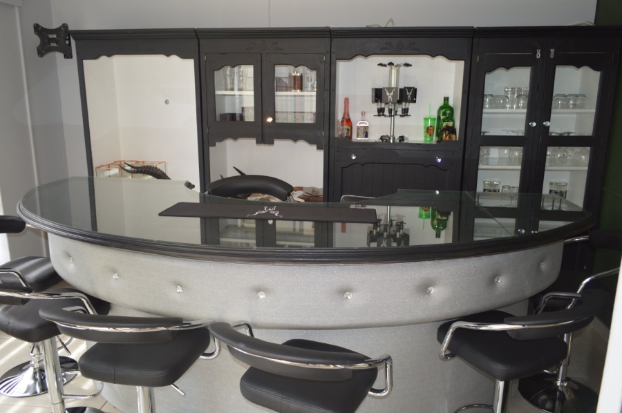 3 Bedroom Property for Sale in Flamwood North West